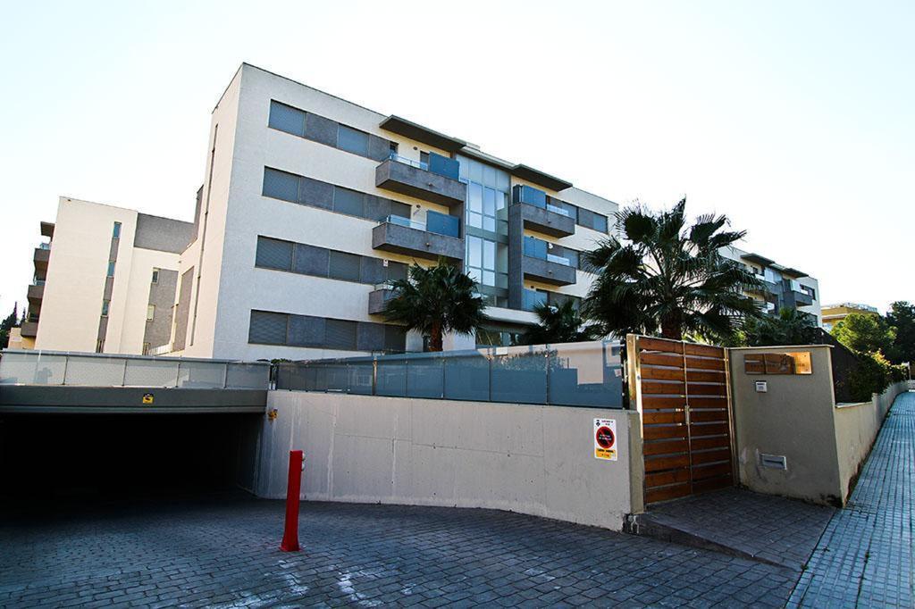 J Tramuntana Planet Costa Dorada Apartment Salou Bagian luar foto